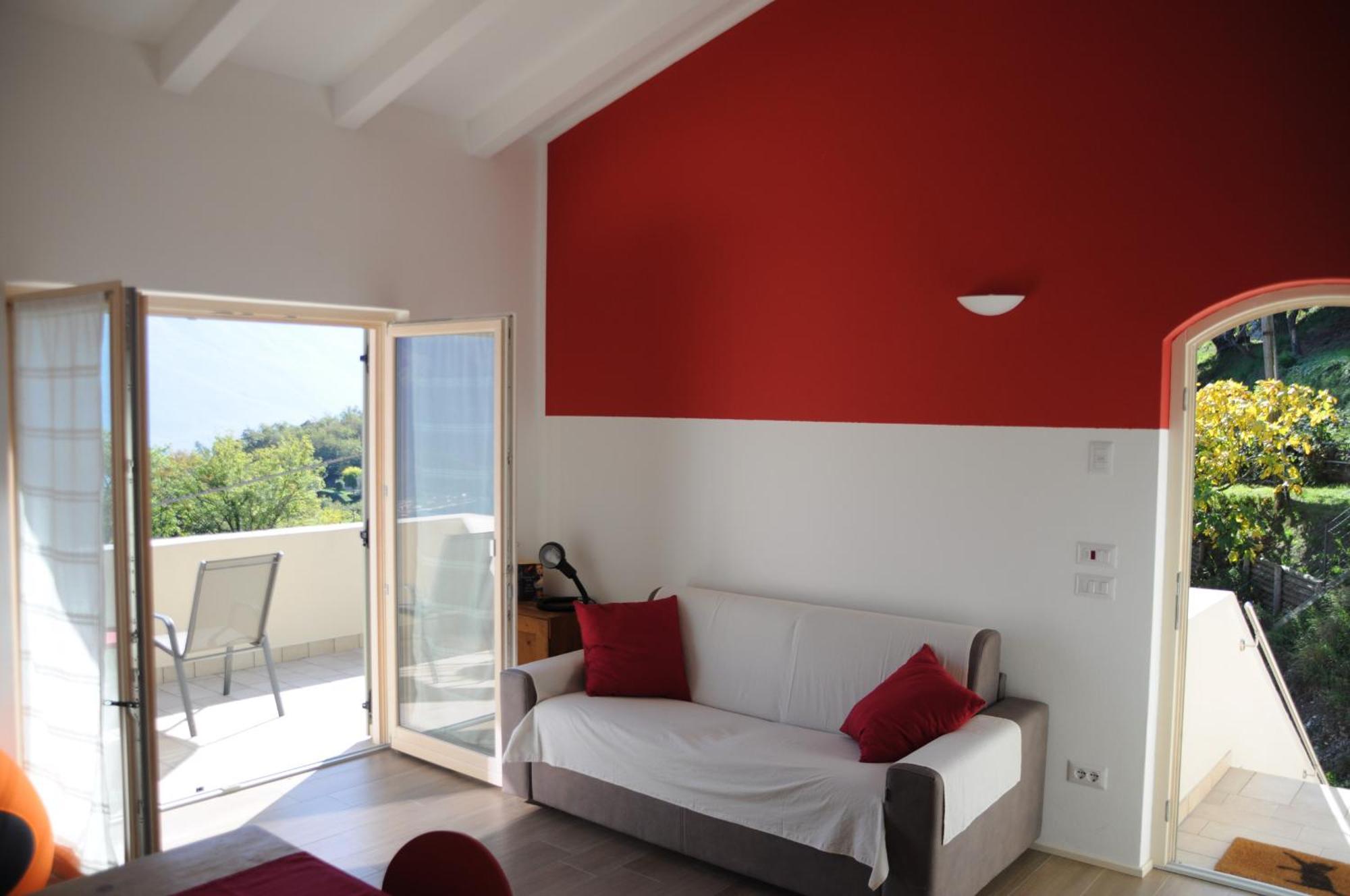 Villetta 56 Blu Yellow And Red Lake View Garden Private Parking By Garda Domus Mea Tremosine Extérieur photo
